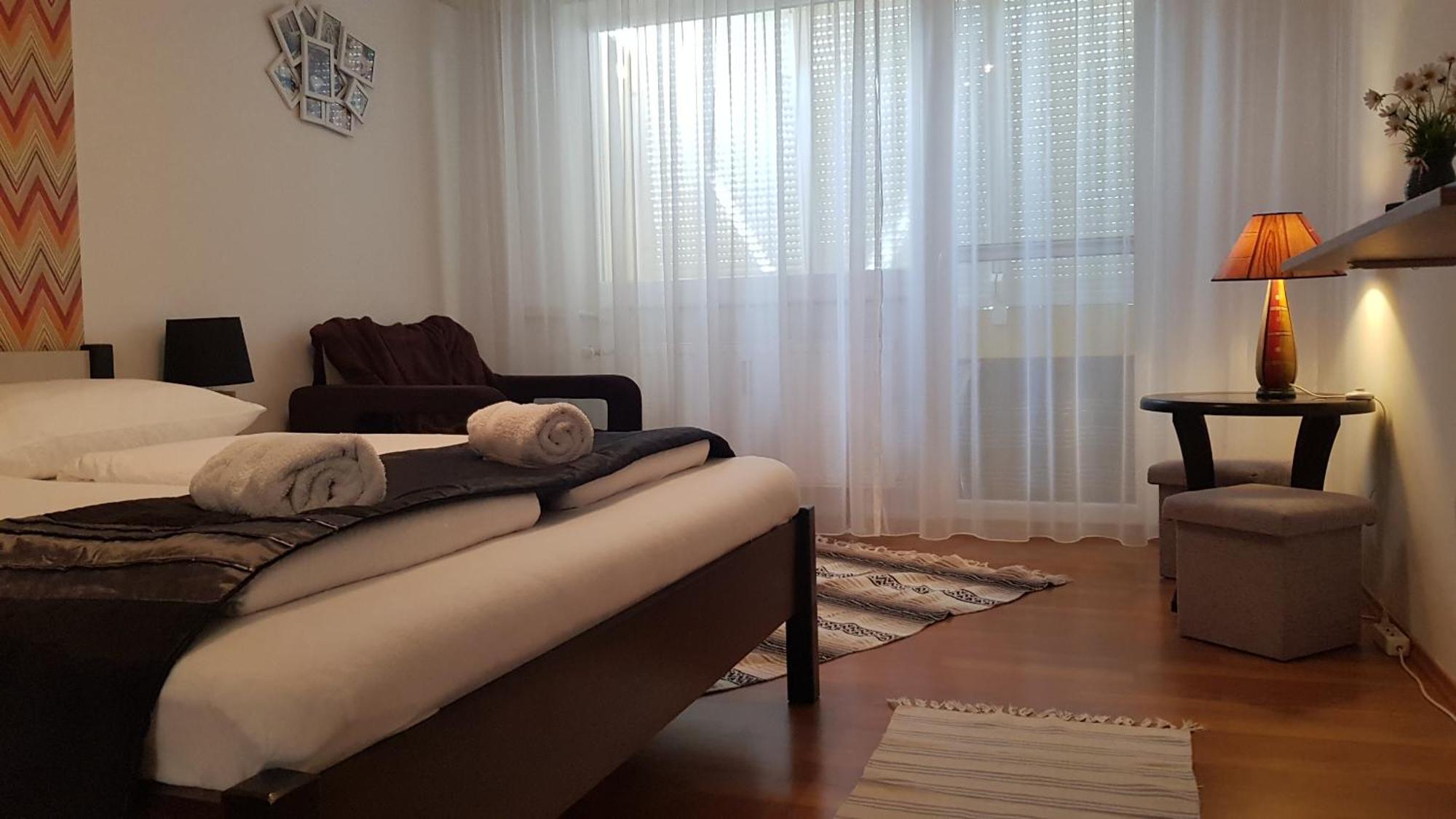 Aquarius Apartman Сегед Экстерьер фото