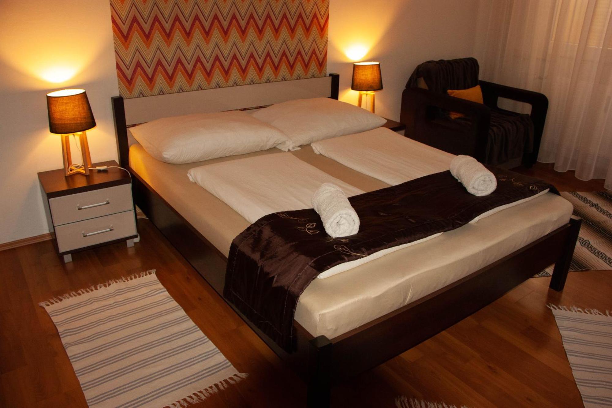 Aquarius Apartman Сегед Экстерьер фото