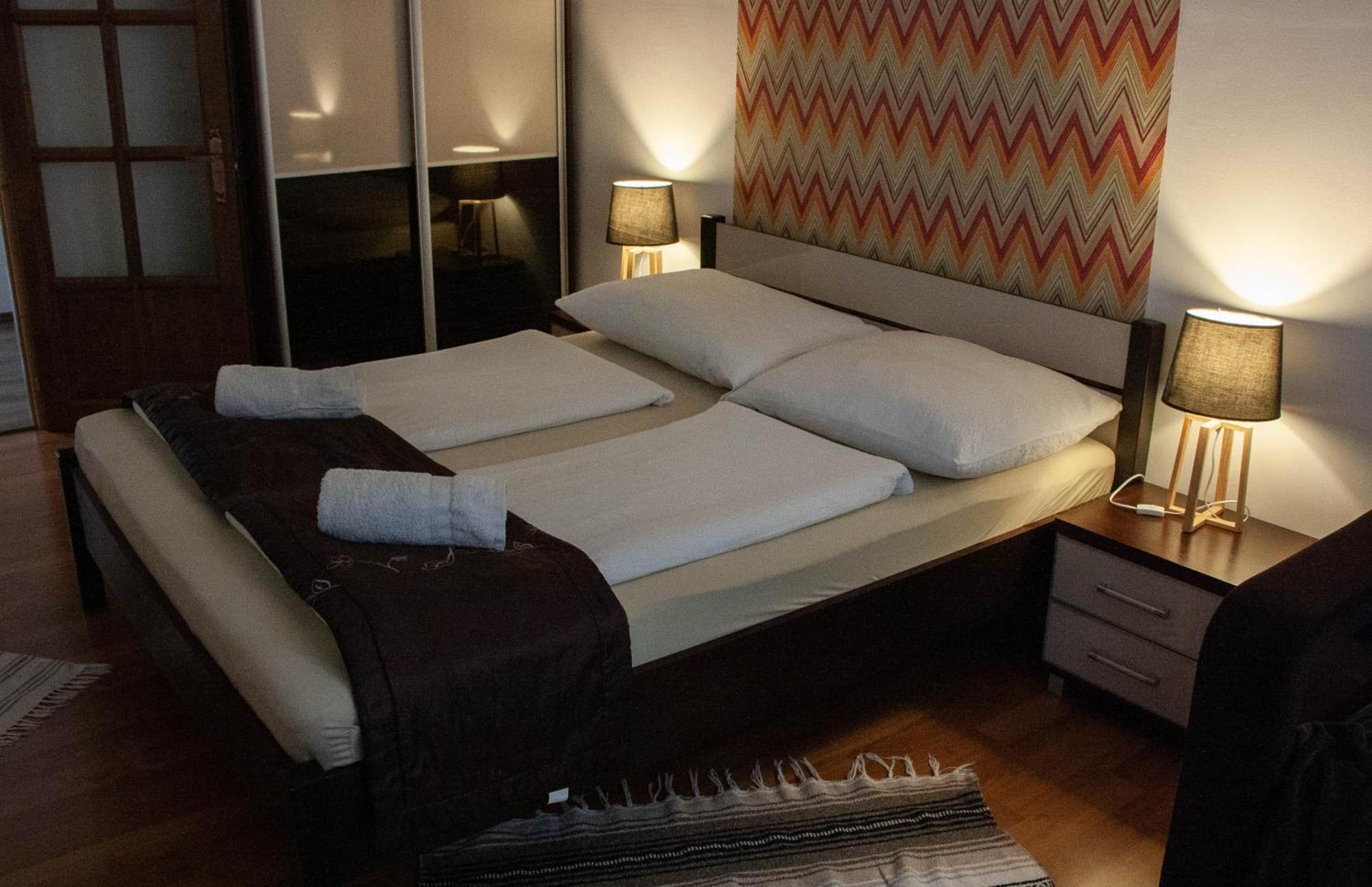 Aquarius Apartman Сегед Экстерьер фото