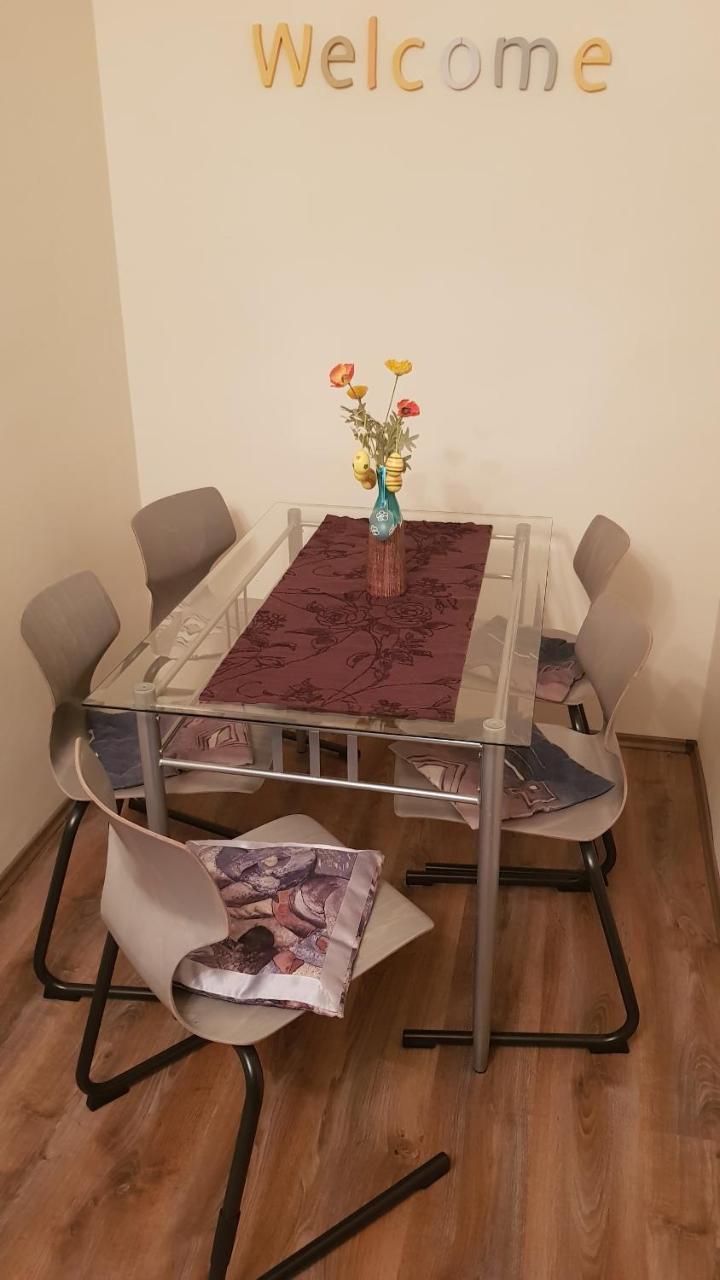 Aquarius Apartman Сегед Экстерьер фото